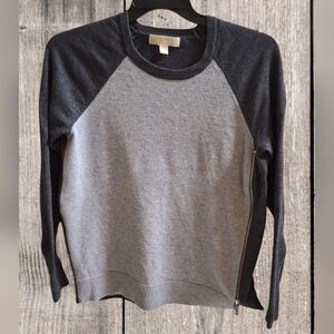 Michael Kors Sweater Womens Small Black Gray Side Zip, Size M  (D9)